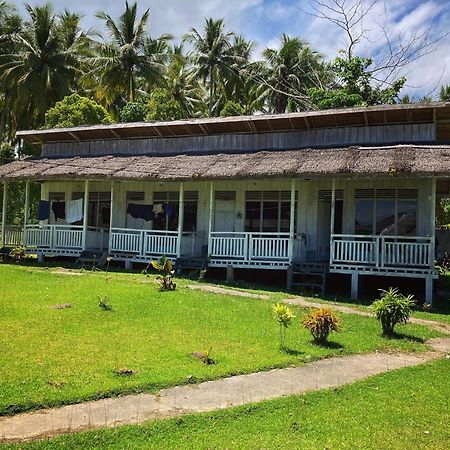 Pristine Paradise Dive Resort - Togean Islands, Una Una Pulau Unauna Εξωτερικό φωτογραφία