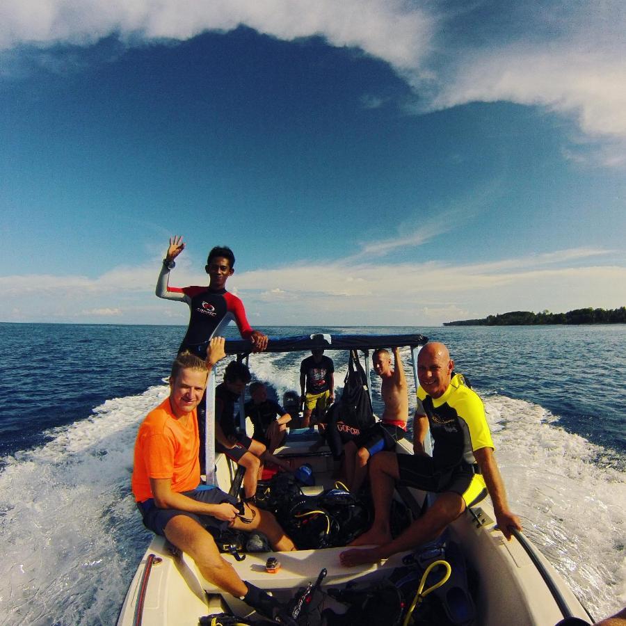 Pristine Paradise Dive Resort - Togean Islands, Una Una Pulau Unauna Εξωτερικό φωτογραφία