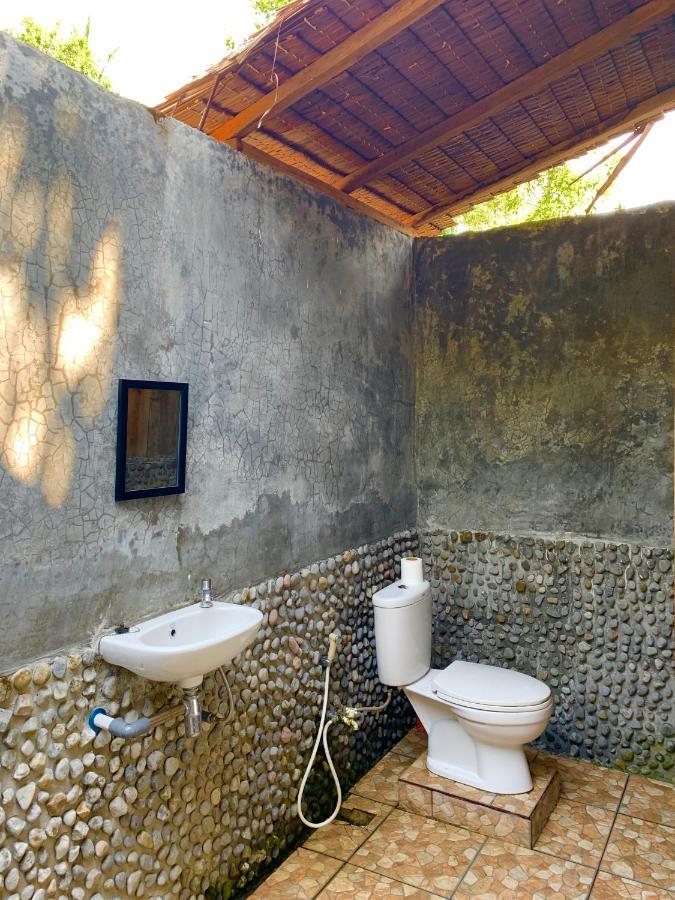 Pristine Paradise Dive Resort - Togean Islands, Una Una Pulau Unauna Εξωτερικό φωτογραφία