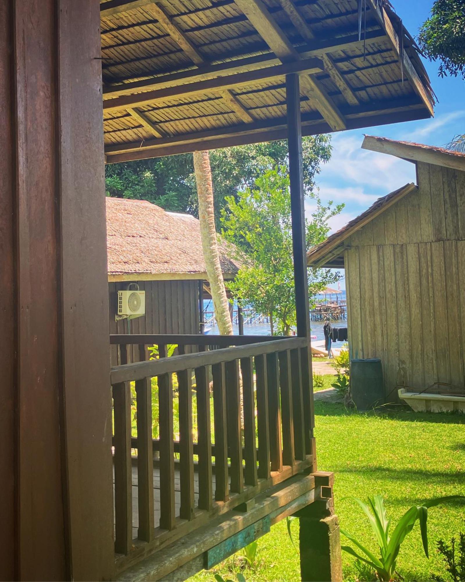Pristine Paradise Dive Resort - Togean Islands, Una Una Pulau Unauna Εξωτερικό φωτογραφία