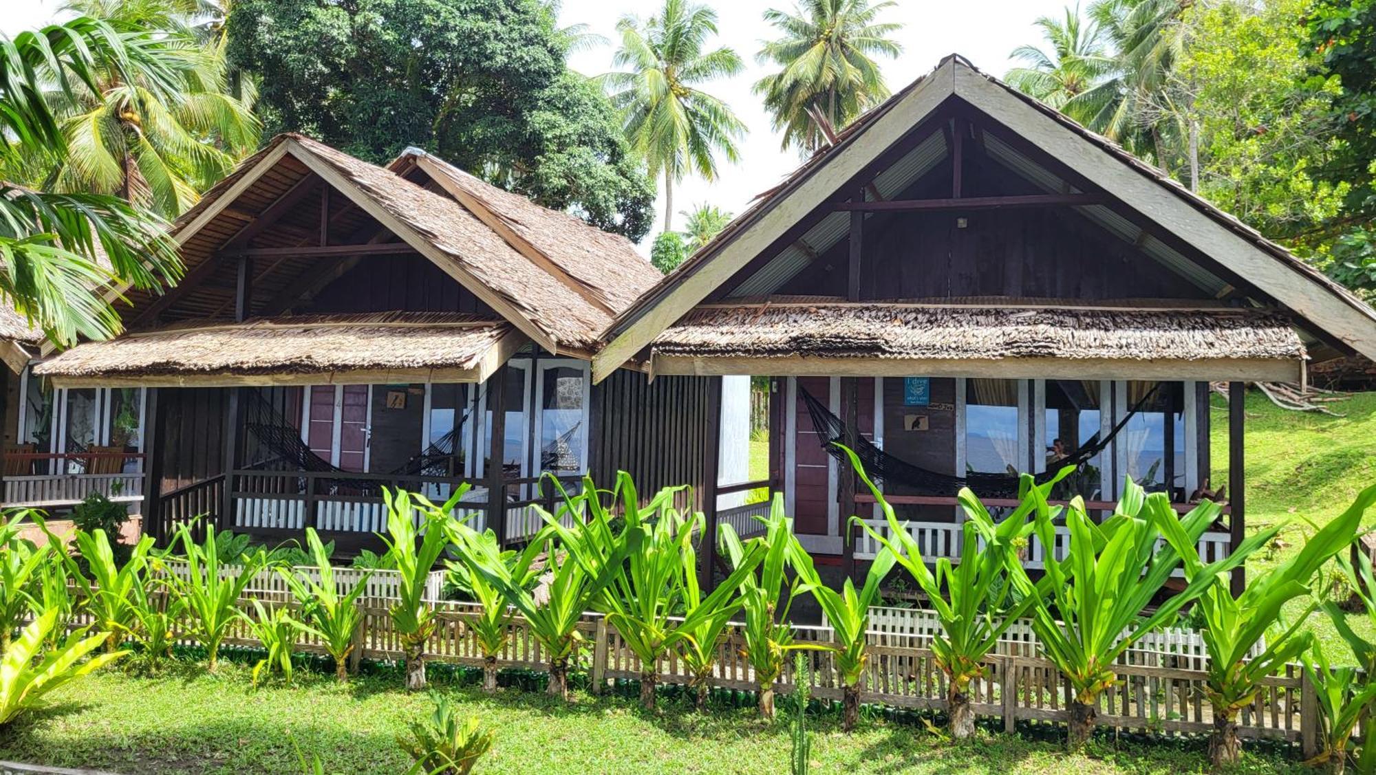 Pristine Paradise Dive Resort - Togean Islands, Una Una Pulau Unauna Εξωτερικό φωτογραφία
